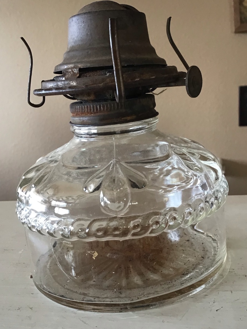 Antique Rustic Farmhouse Eagle Oil Lamp